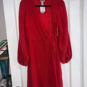 Red, crinkle wrap dress